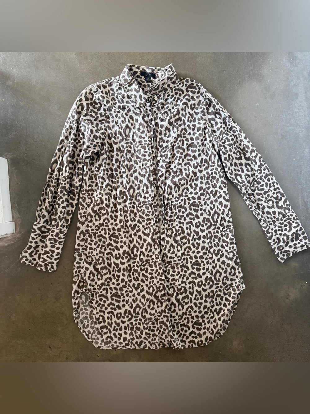 J. Crew Leopard Print Button-Down Tunic Brown Tan Collar Cotton M preppy classic